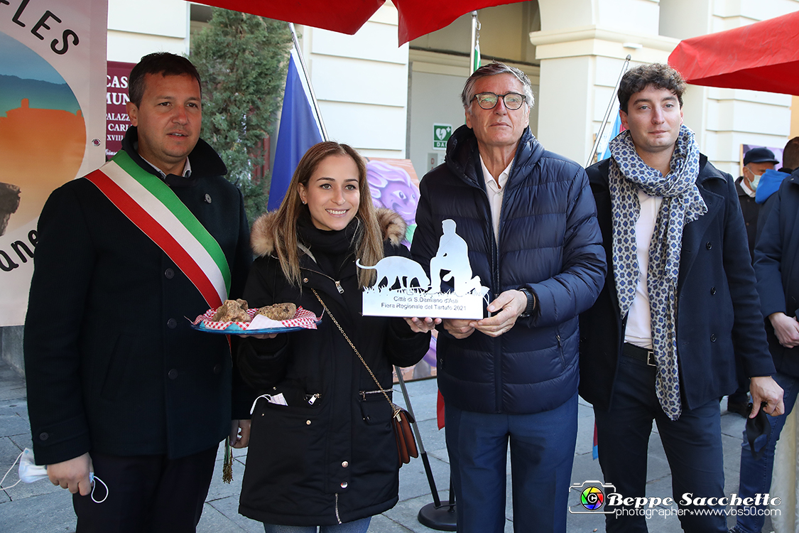 VBS_6054 - 10.ma Fiera Nazionale del Tartufo e Fiera dei Santi.jpg